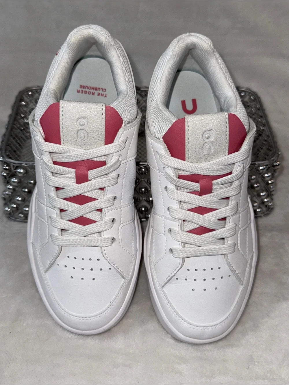 On Running The Roger Clubhouse White Rosewood Youth 3.5Y Women's 5 TQK-855 - Picture 13 of 16